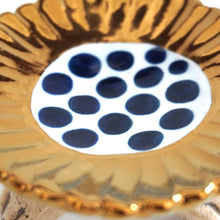 Load image into Gallery viewer, <tc>"Three legs Gold Small Plate" SANZOKU</tc>
