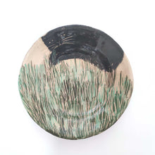 画像をギャラリービューアに読み込む, 奥山泉「しばふ猫皿」