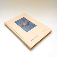 画像をギャラリービューアに読み込む, "Handle with Care" ソー・ソウエン