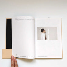 画像をギャラリービューアに読み込む, "Handle with Care" ソー・ソウエン