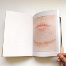 画像をギャラリービューアに読み込む, "Handle with Care" ソー・ソウエン