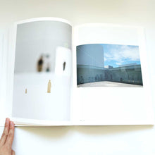 画像をギャラリービューアに読み込む, "内藤礼 うつしあう創造"