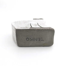 画像をギャラリービューアに読み込む, Tenko "猫花瓶 (白黒) "