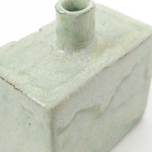 画像をギャラリービューアに読み込む, Tenko "タイル花瓶(ミント)"