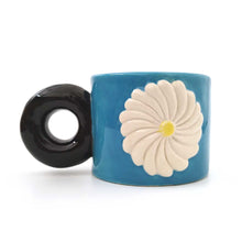 画像をギャラリービューアに読み込む, Imustan TOYマグカップ "flower (D)"