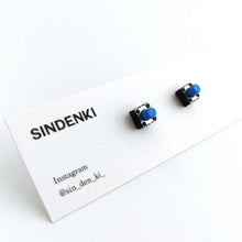 Load image into Gallery viewer, <tc>"Switch Earrings (blue)" SINDENKI</tc>