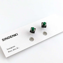 画像をギャラリービューアに読み込む, "スイッチイヤリング(緑)" SINDENKI