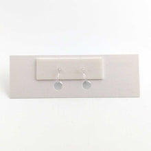 画像をギャラリービューアに読み込む, "スイッチイヤリング(黒)" SINDENKI