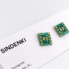 画像をギャラリービューアに読み込む, "電子基板ピアス(緑①)" SINDENKI