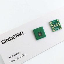 画像をギャラリービューアに読み込む, "電子基板ピアス(緑②)" SINDENKI