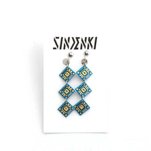 画像をギャラリービューアに読み込む, "電子基板3連イヤリング(青)" SINDENKI