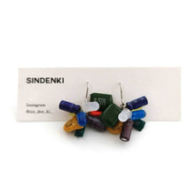 画像をギャラリービューアに読み込む, "電子部品のお花ピアス(緑)" SINDENKI