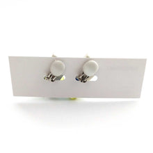 画像をギャラリービューアに読み込む, "電子部品の花瓶お花イヤリング(白)" SINDENKI