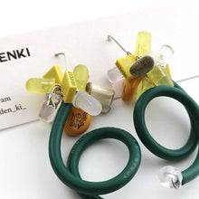 画像をギャラリービューアに読み込む, "電子部品の一輪お花ピアス(黄)" SINDENKI