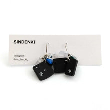 画像をギャラリービューアに読み込む, "LOW-KEYピアス(T->)" SINDENKI