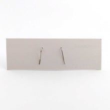 画像をギャラリービューアに読み込む, "LOW-KEYピアス(T->)" SINDENKI