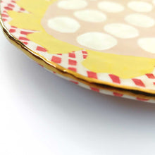 画像をギャラリービューアに読み込む, SANZOKU「お花のお皿(赤)」