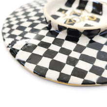 画像をギャラリービューアに読み込む, SANZOKU「お花のお皿(黒)」