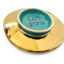 画像をギャラリービューアに読み込む, SANZOKU「黄金の中で待ってるお皿」