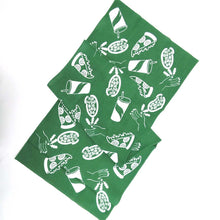 Load image into Gallery viewer, <tc>"Imustan Tenugui" Green x White</tc>