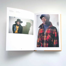 画像をギャラリービューアに読み込む, 「Photography」Barkley L. Hendricks | バークリー・L・ヘンドリックス