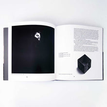 Load image into Gallery viewer, 「The Dream of Fluxus George Maciunas: An Artist's Biography」Thomas Kellein |ジョージ・マチューナス