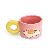 Load image into Gallery viewer, <transcy>Imustan mug "fried egg/hand"</transcy>