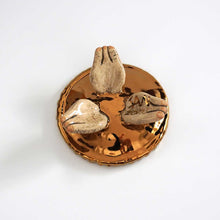 Load image into Gallery viewer, <tc>"Three legs Gold Small Plate(mini)" SANZOKU</tc>
