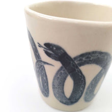 Load image into Gallery viewer, &lt;tc&gt;Imustan Free Cup &quot;Snake (A)&quot;&lt;/tc&gt;
