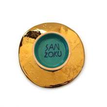 画像をギャラリービューアに読み込む, SANZOKU「黄金の中で待ってるお皿」
