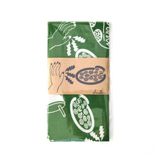 Load image into Gallery viewer, <tc>"Imustan Tenugui" Green x White</tc>
