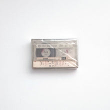 Load image into Gallery viewer, 「まみえる　千変万化な顔たち」（特典付）｜Encounter - Infinite Variety of Faces（special edition with cassette tape by Yuichi Yokoyama）
